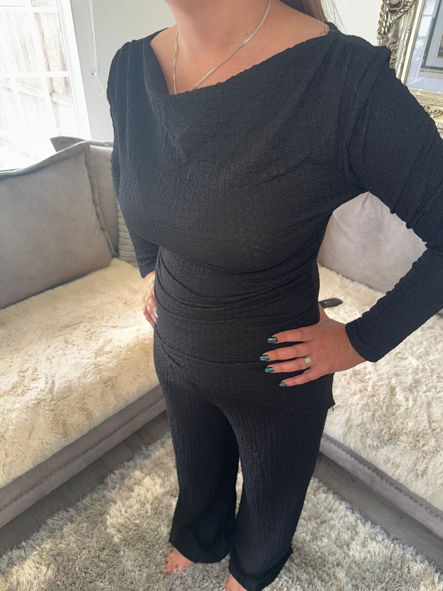 Women’s Textured Lounge Set – Black